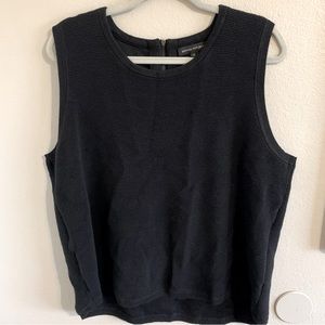 Banana Republic men’s sweater vest, ribbed, zipper on back size XL vintage